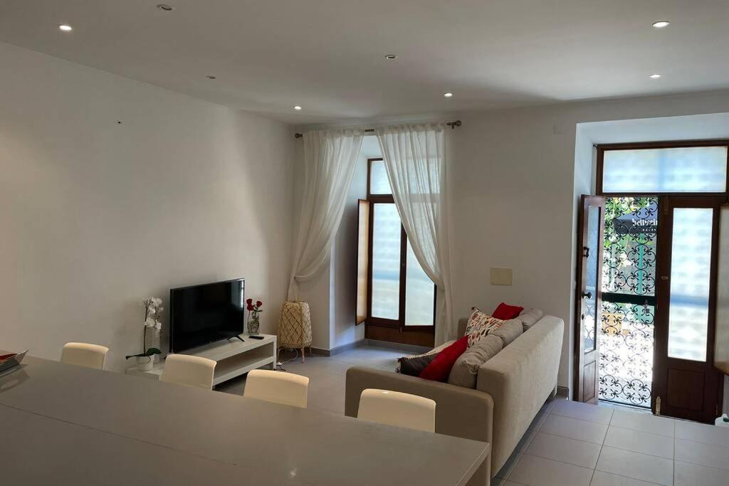 Janelas Verdes 37 Фару Экстерьер фото
